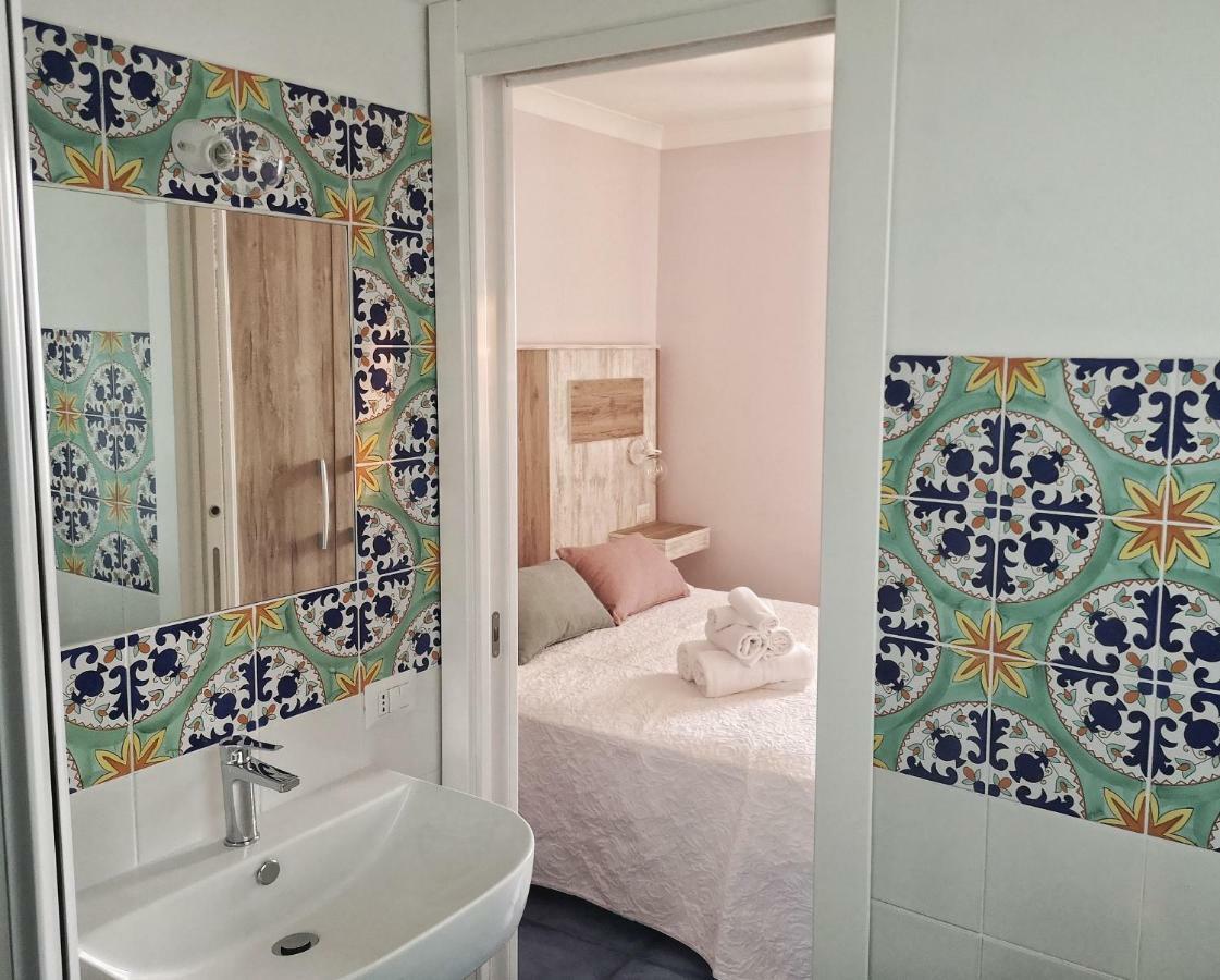 A Casa Di Noemi Hotel Пицо Екстериор снимка