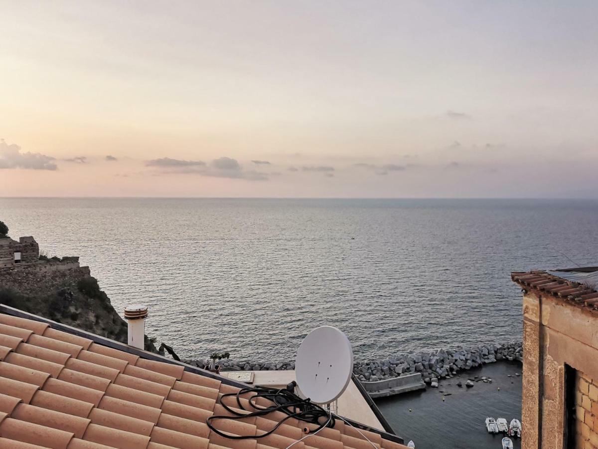A Casa Di Noemi Hotel Пицо Екстериор снимка