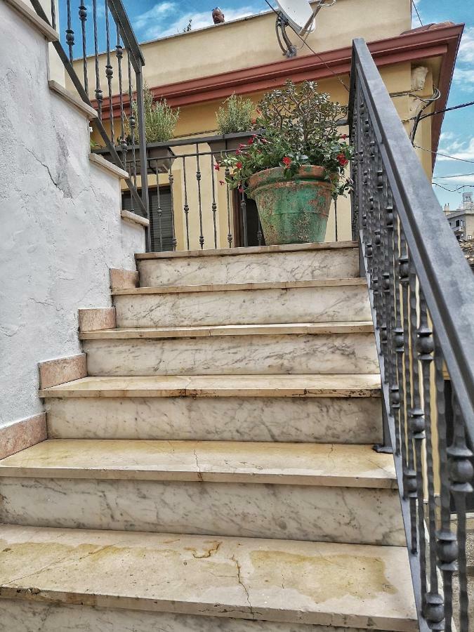 A Casa Di Noemi Hotel Пицо Екстериор снимка